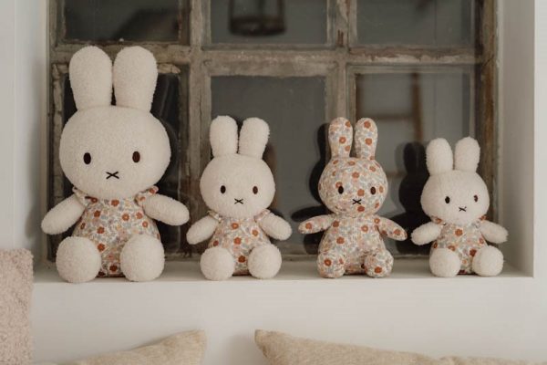 Little Dutch – Miffy Nyuszi Vintage Kis Virágok 25 cm