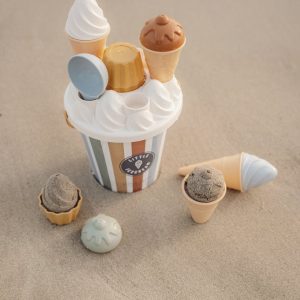 0023599_ijsjes-strandset-vintage